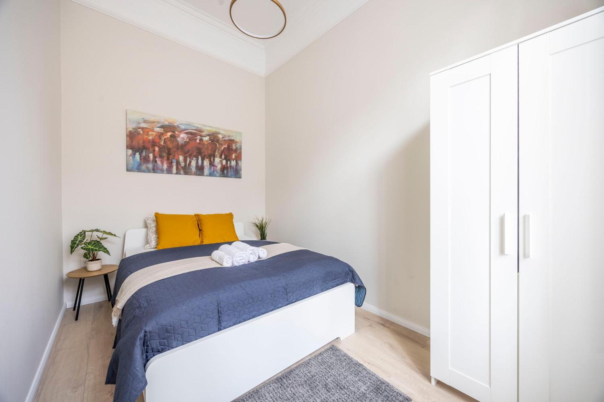 Deluxe I36 Center With 4bedrm, 2bathrm Budapest